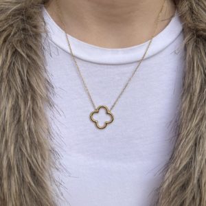 COLLAR LUCK